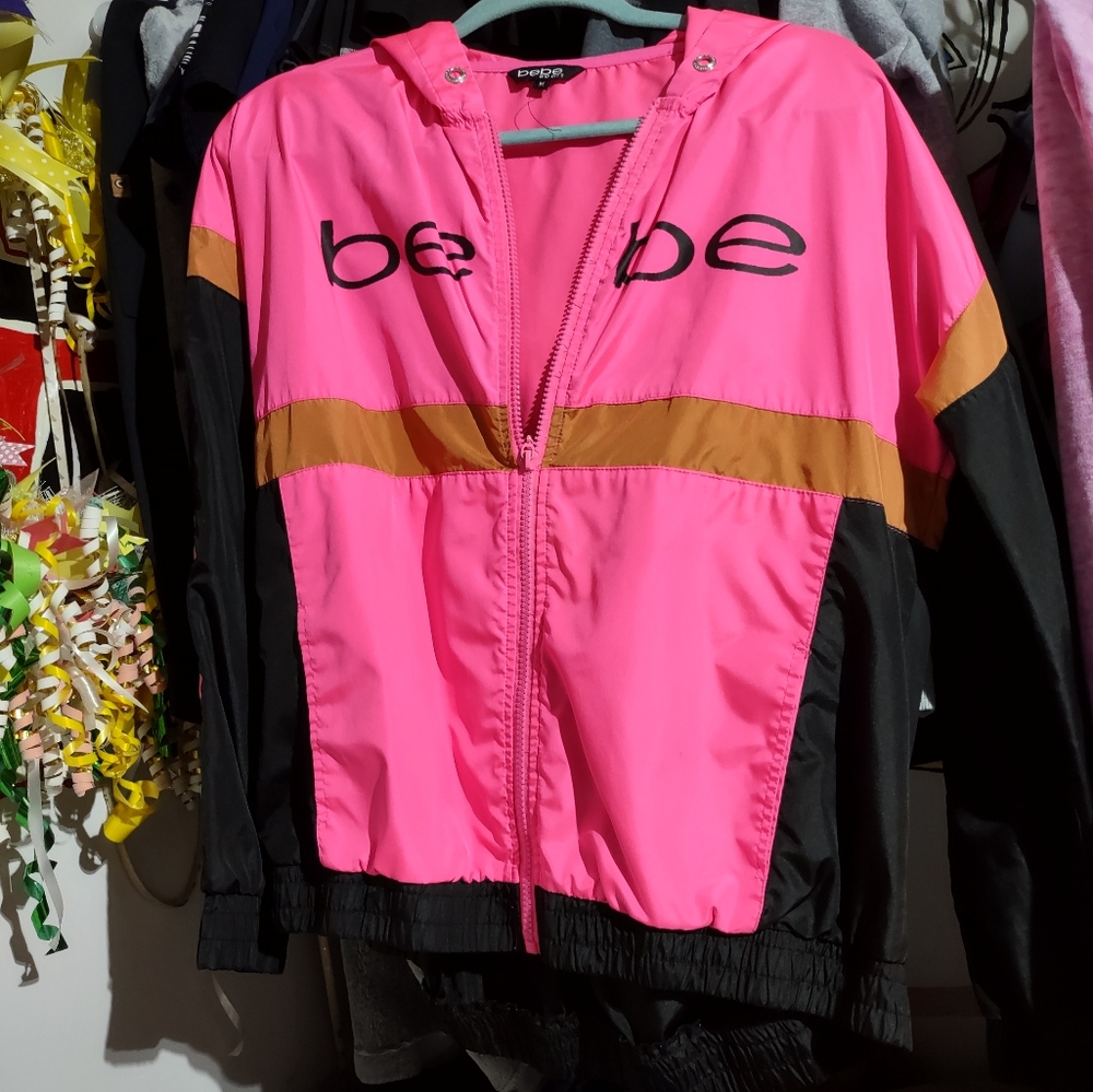 Bebe windbreaker size medium